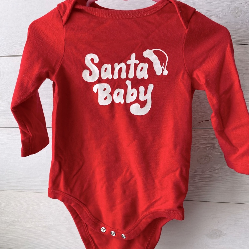 Santa Baby Onesie 🎅🏼 ❤️💚